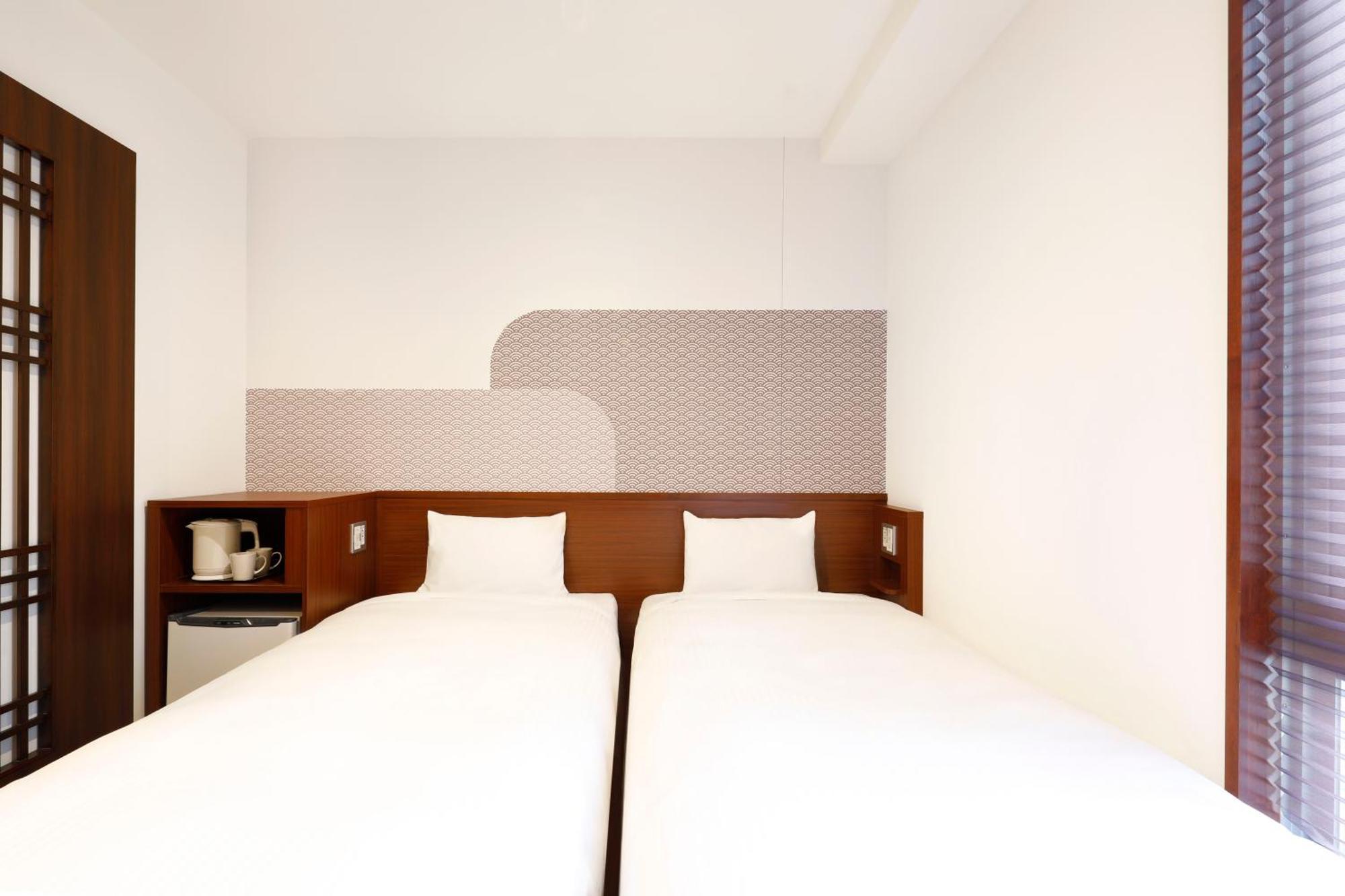Hop Inn Kyoto Shijo Omiya Bagian luar foto